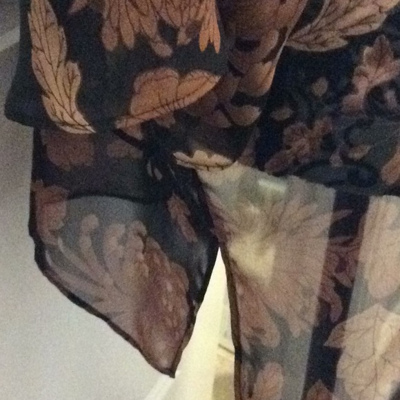 Ladies 3/4 sleeve double V neck tunic - Picture 4 of 7